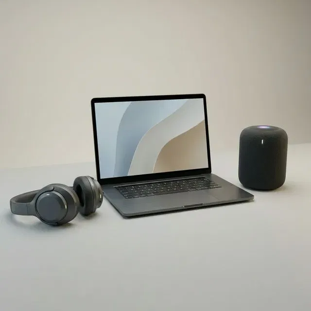 Electronics liquidation lots featuring Apple, Beats, Nintendo